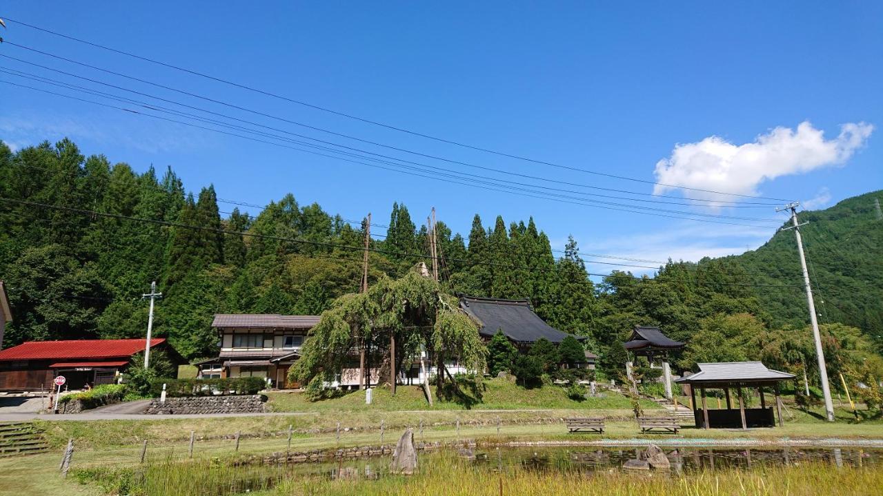 むかしの暮らし体験 1日二組 古民家の宿 みのり家 Takayama  Exterior foto
